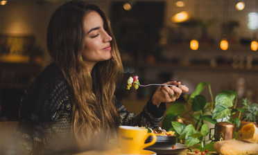 Välas fasad från entré 6